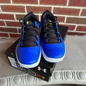 Kids Under Armour gym shoes